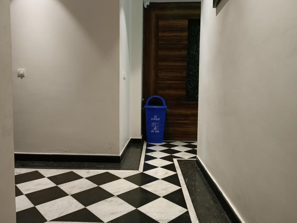 Hotel Vrinda Inn ウダイプル エクステリア 写真