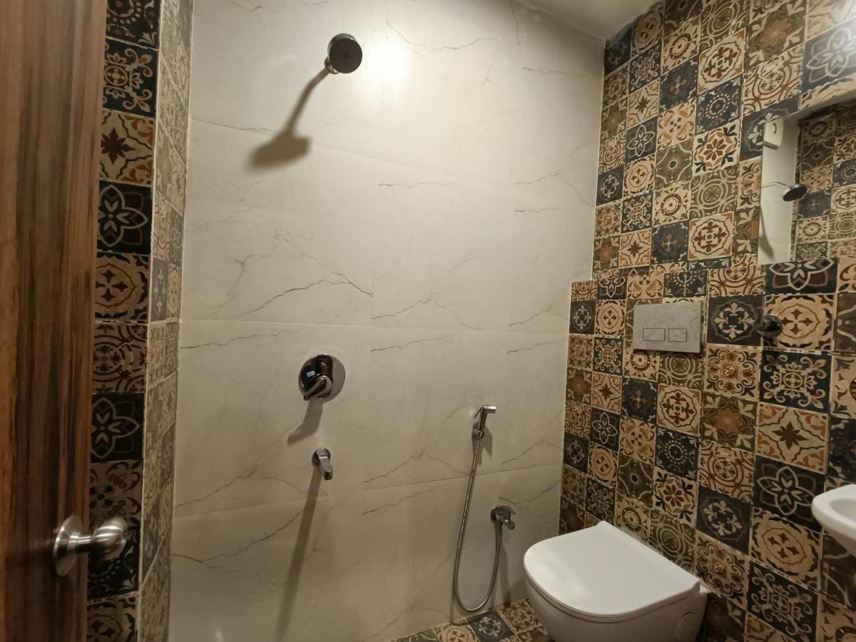 Hotel Vrinda Inn ウダイプル エクステリア 写真